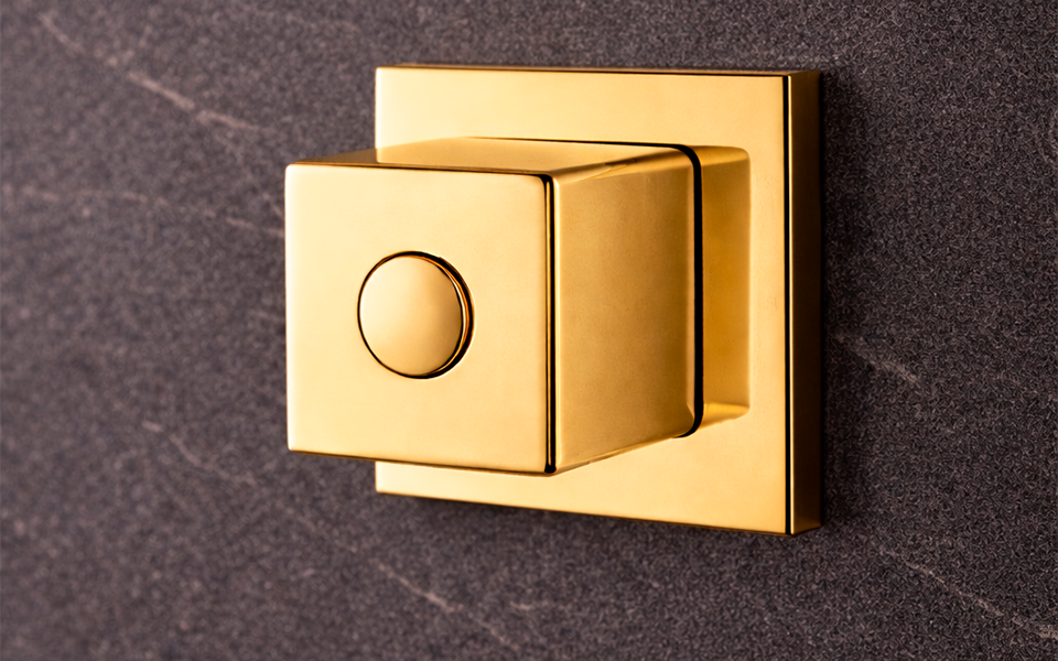 CONTROLE COM PERSONALIDADE